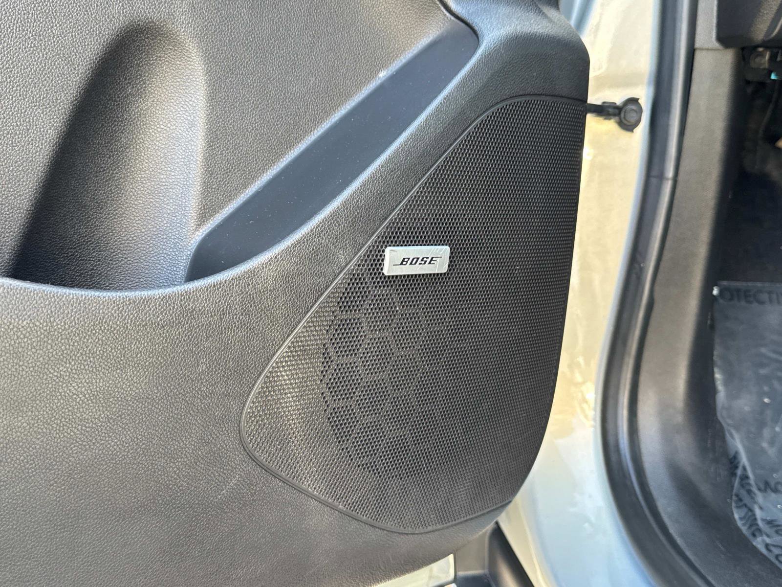 Used 2022 Chevrolet Bolt LT w/ Infotainment Package image 14