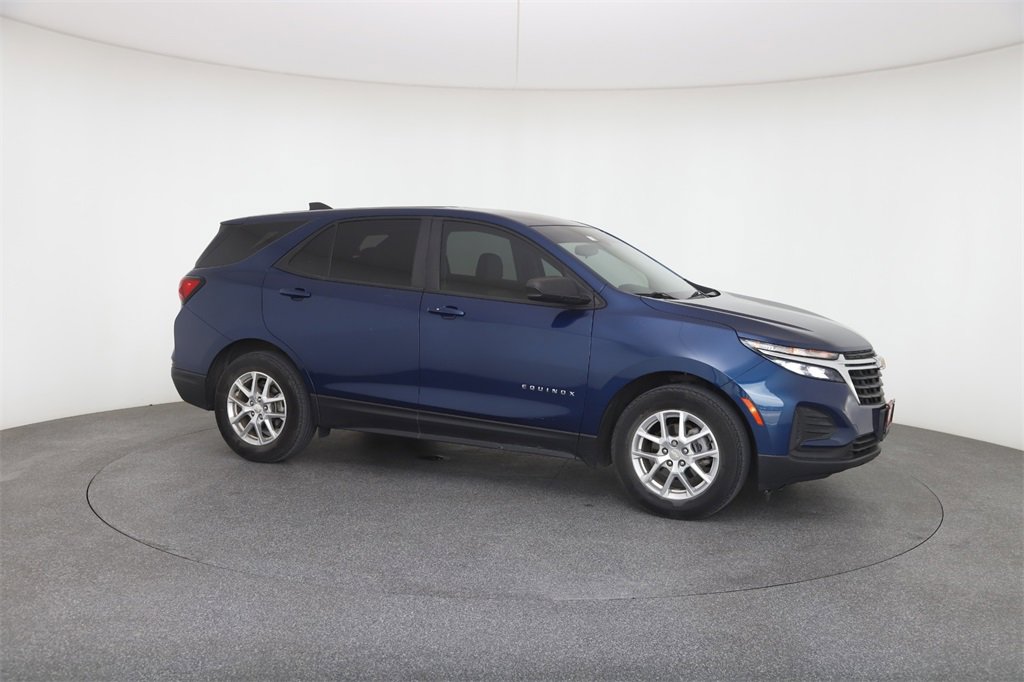 Used 2022 Chevrolet Equinox LS w/ LS Convenience Package image 10