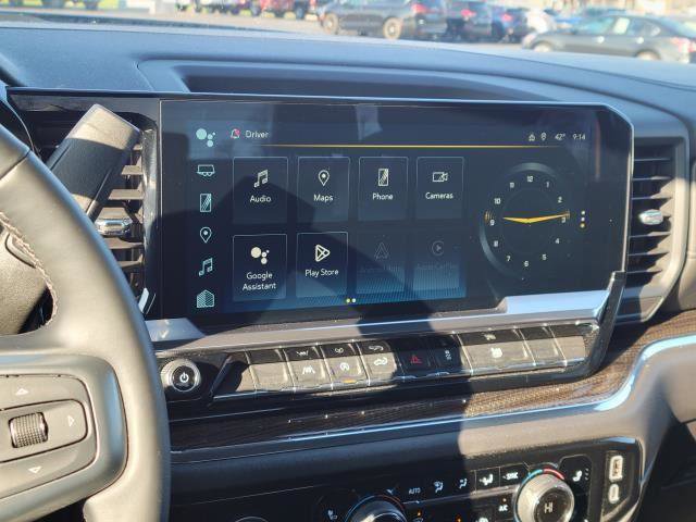 Used 2024 Chevrolet Silverado 1500 LT AWD/4WD image 16