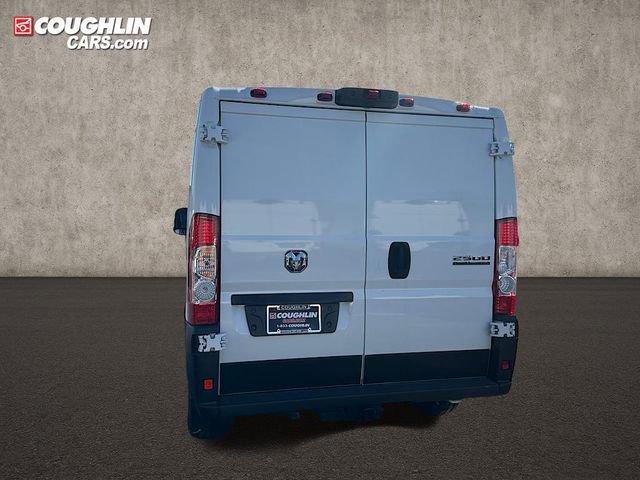 New 2024 RAM ProMaster 2500 w/ Convenience Group image 7