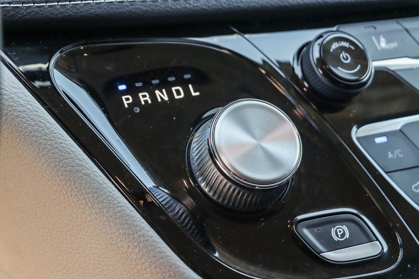 Used 2022 Chrysler Pacifica Touring-L FWD image 21