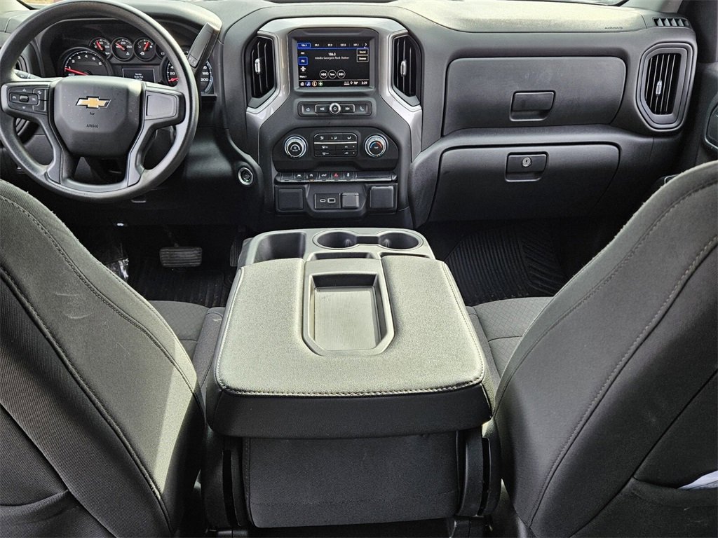 Used 2024 Chevrolet Silverado 1500 Custom image 8