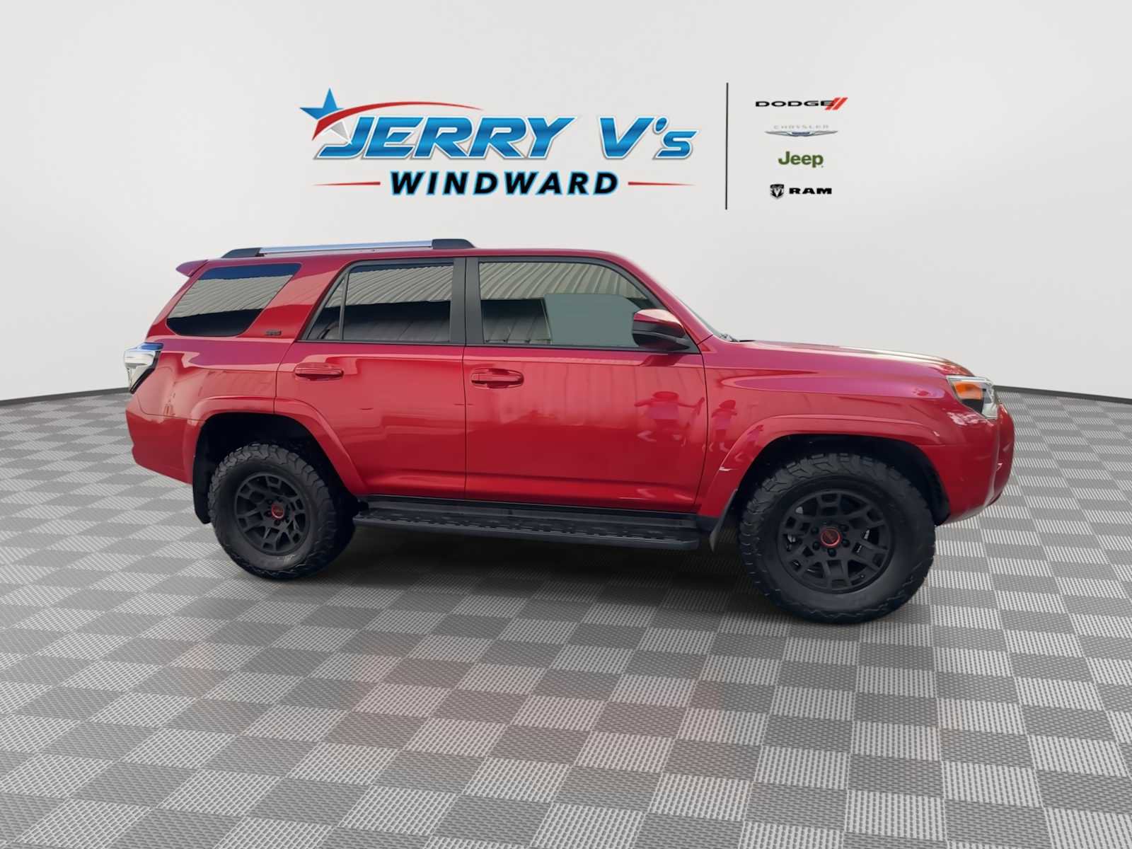 Used 2023 Toyota 4Runner SR5 image 9