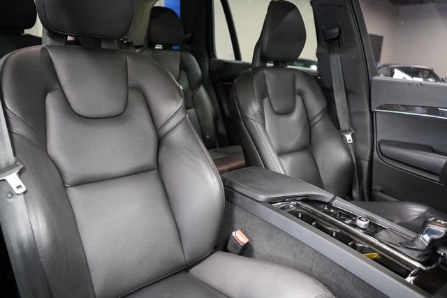 Used 2018 Volvo XC90 T6 Momentum w/ Convenience Package AWD/4WD image 22
