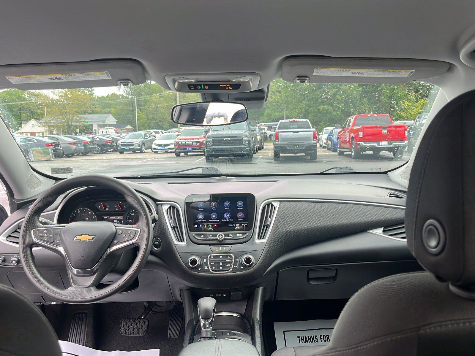 Used 2024 Chevrolet Malibu LT image 23