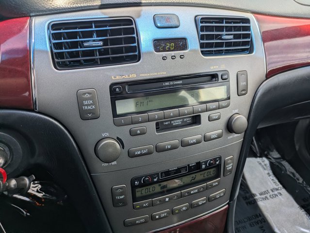 Used 2005 Lexus ES 330 FWD image 11