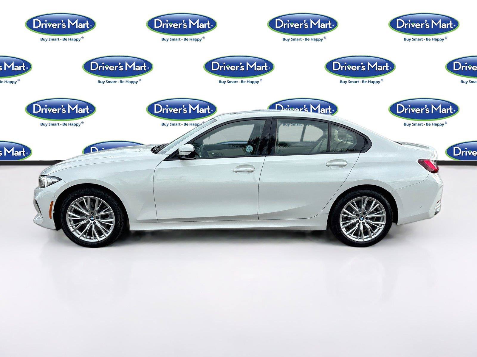 Used 2023 BMW 330i xDrive Sedan w/ Premium Package AWD/4WD image 4