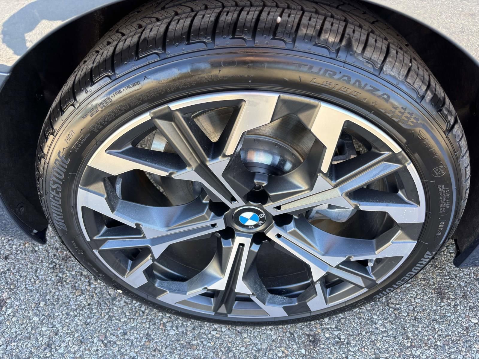 New 2026 BMW 330i xDrive Sedan w/ M Sport Package image 10