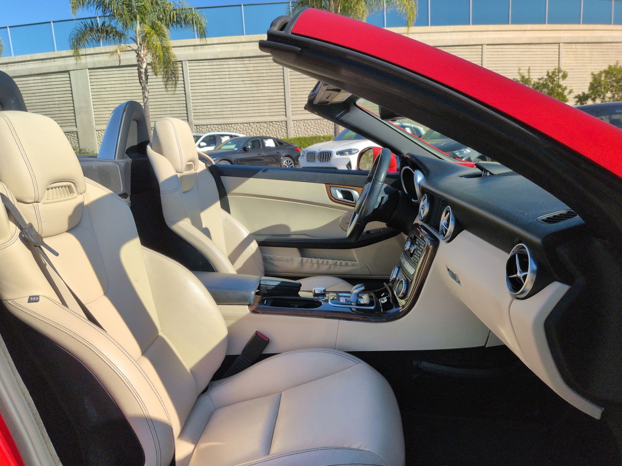 Used 2016 Mercedes-Benz SLK 300 image 30
