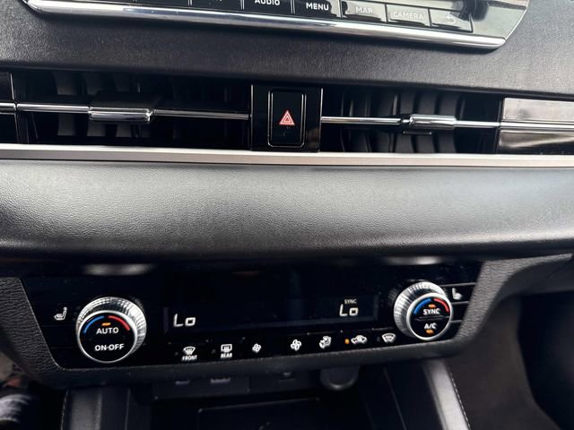 Used 2024 Mitsubishi Outlander SE Black Edition image 28