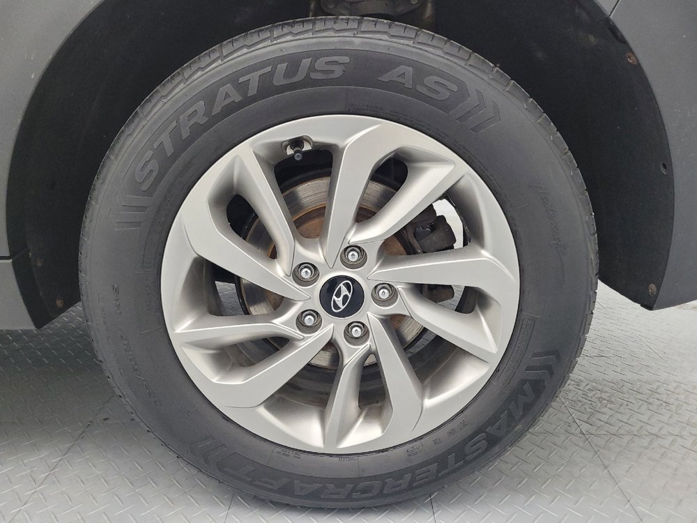 Used 2017 Hyundai Tucson SE w/ SE Popular Package 02 AWD/4WD image 31
