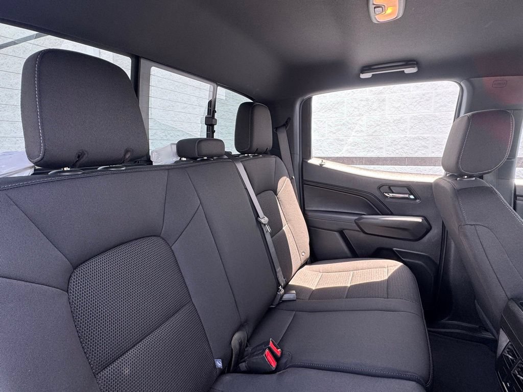 Used 2025 GMC Canyon Elevation AWD/4WD image 33