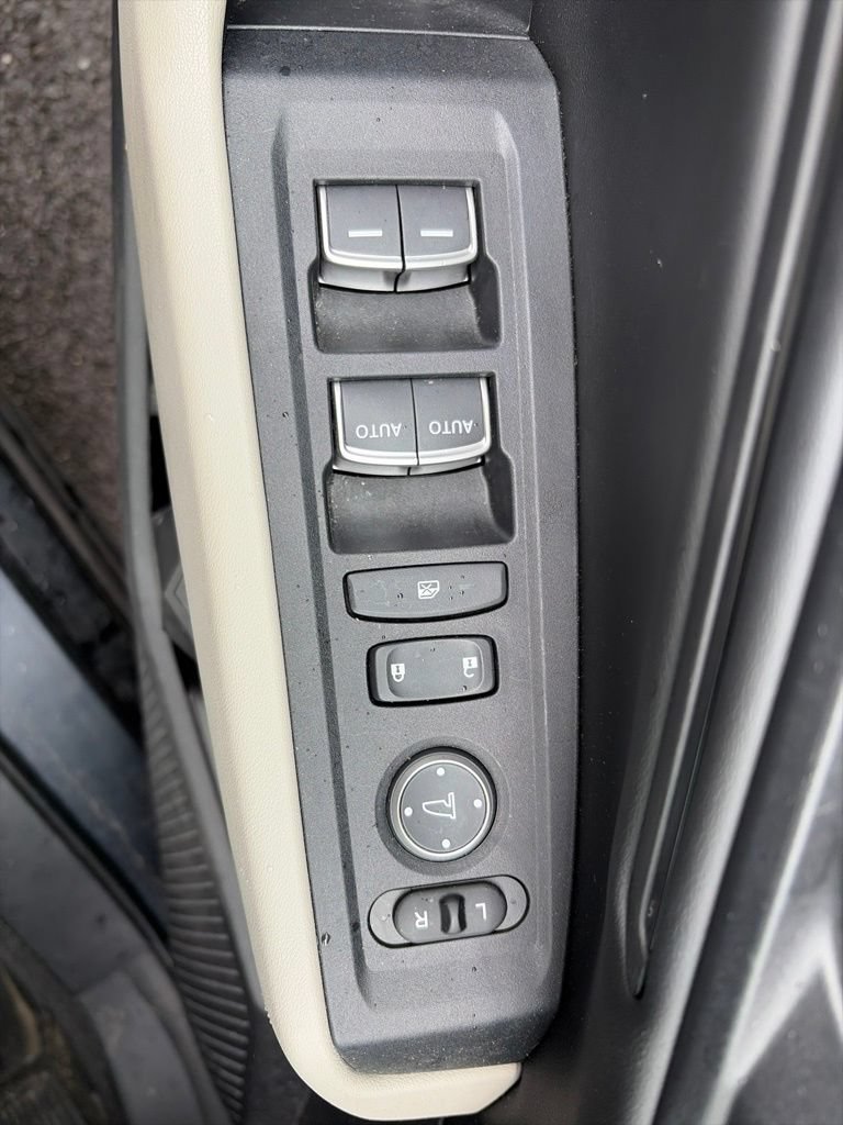 Used 2024 Honda Accord EX-L image 12