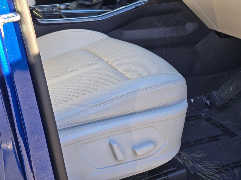 Used 2022 Kia Sorento SX image 7