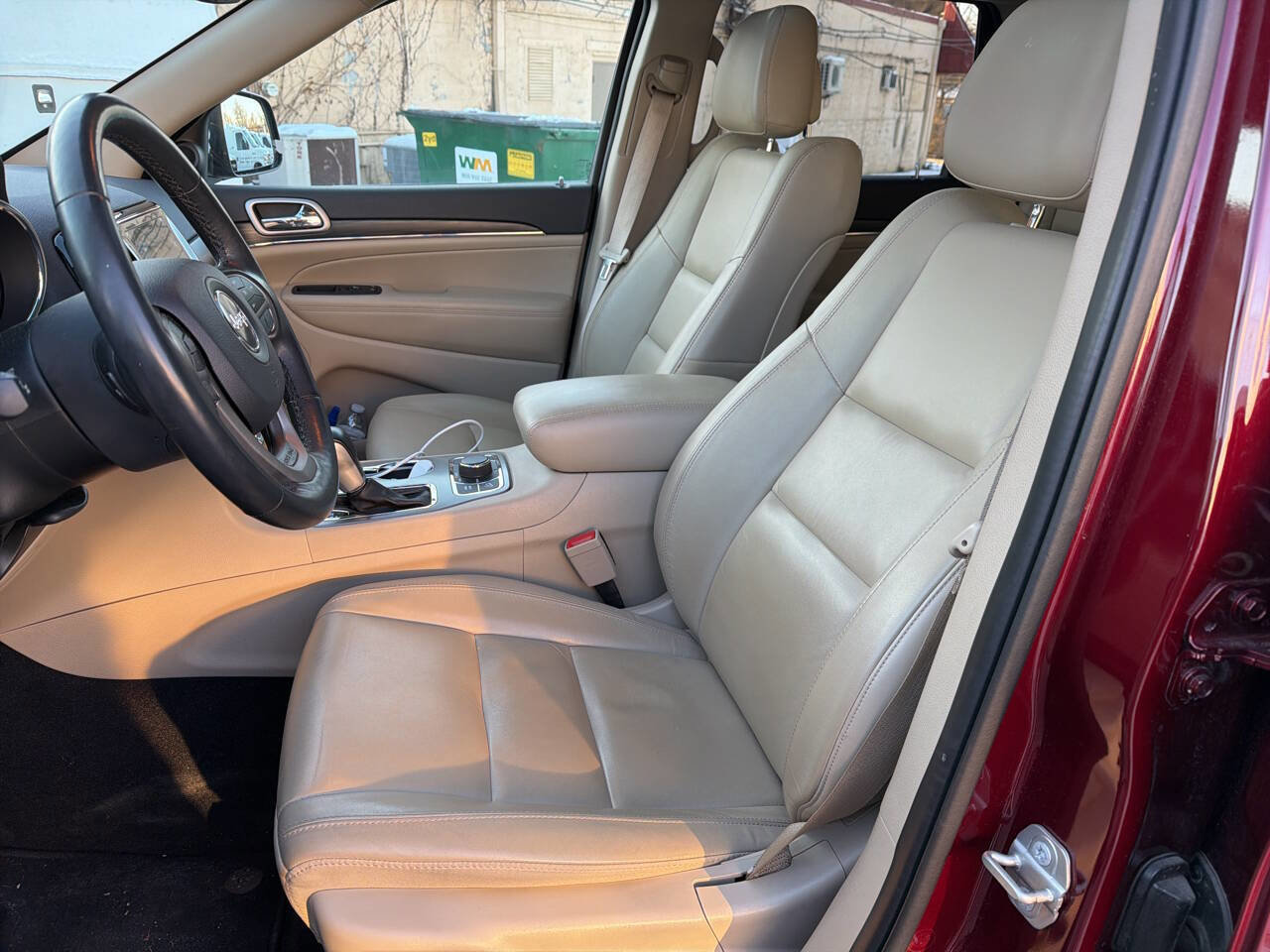 Used 2020 Jeep Grand Cherokee Limited image 12