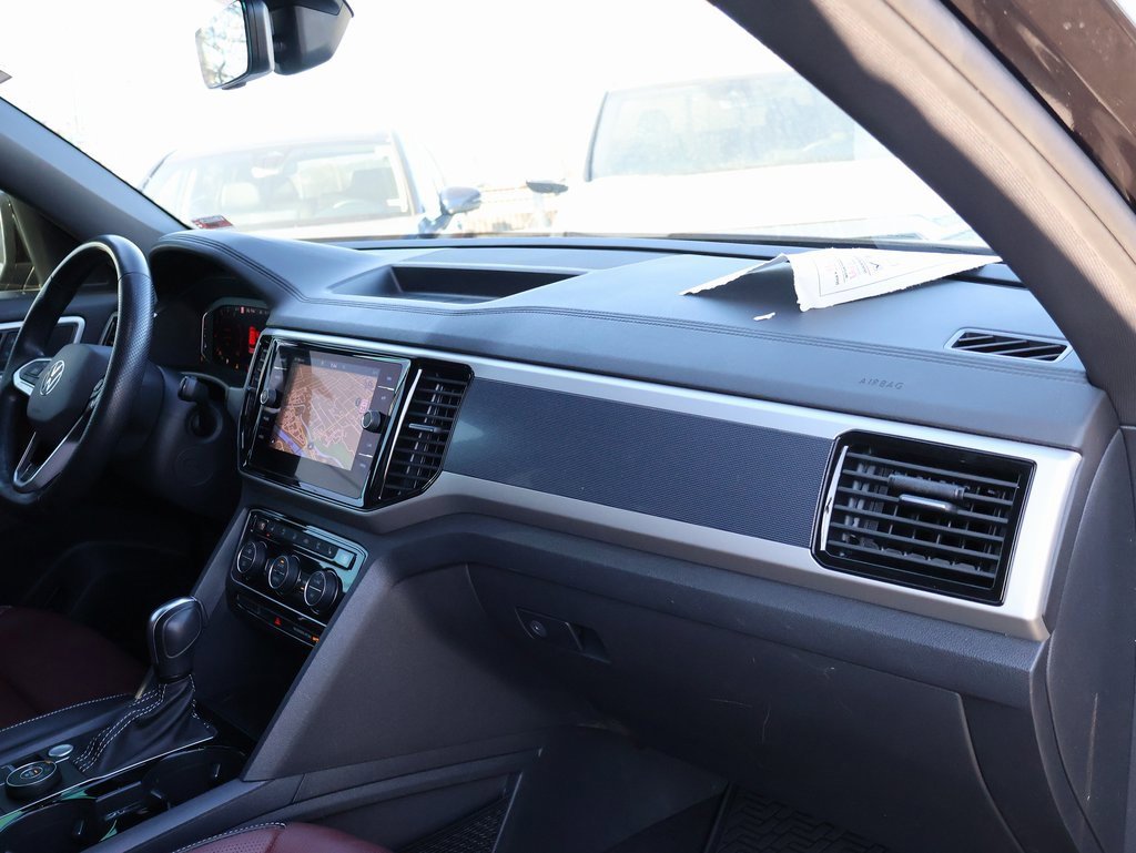 Used 2022 Volkswagen Atlas Cross Sport SEL Premium R-Line image 9