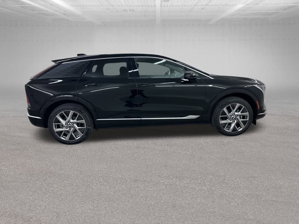New 2026 Cadillac Optiq Luxury 1 image 12