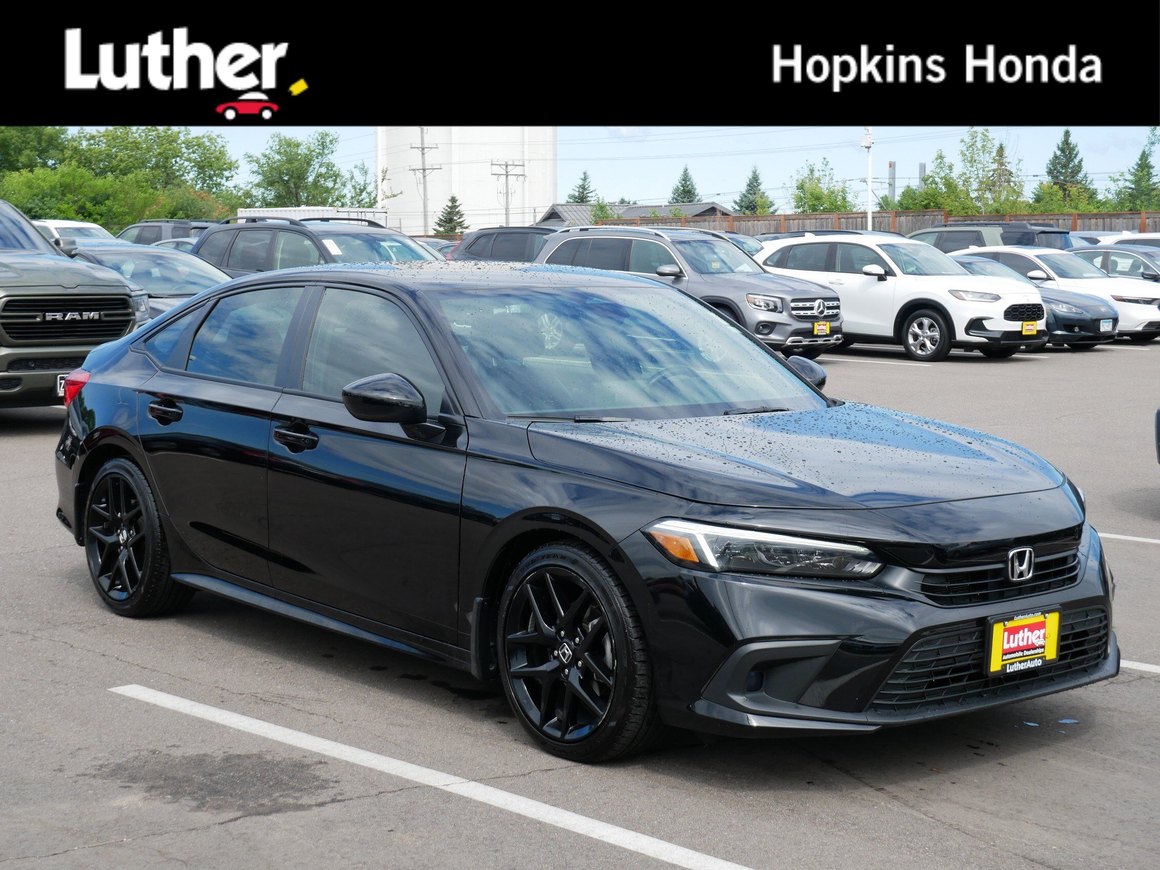 Used 2023 Honda Civic Sport image 1