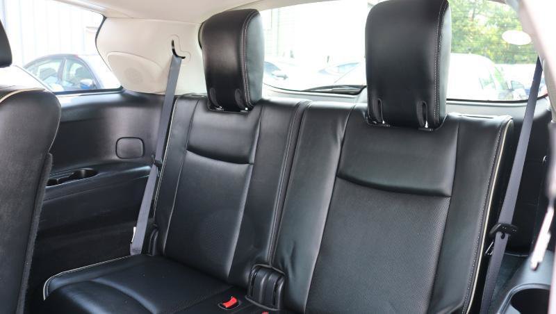 Used 2018 INFINITI QX60 Luxe w/ Premium Package AWD/4WD image 17