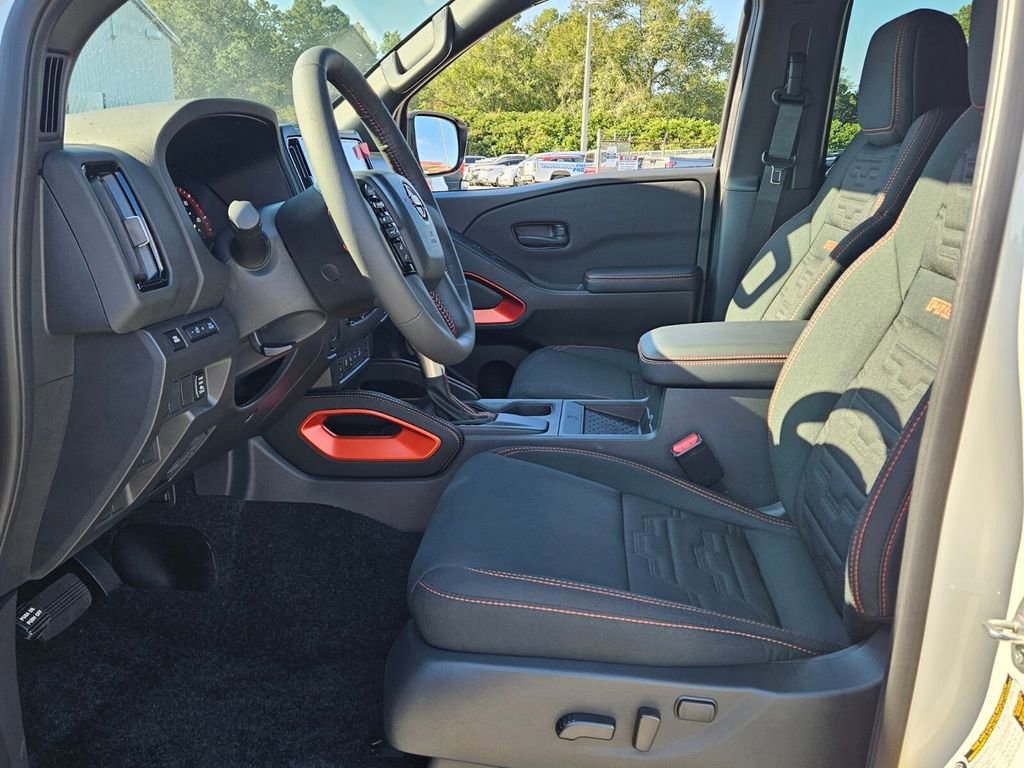 New 2026 Nissan Frontier Pro-X w/ Pro-X Convenience Package RWD image 3