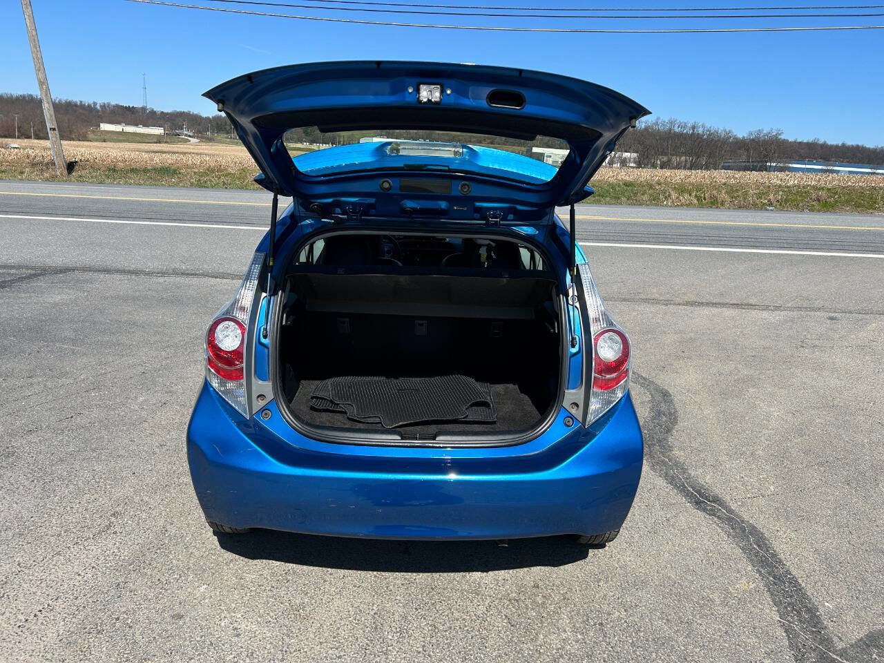 Used 2012 Toyota Prius C Four image 13
