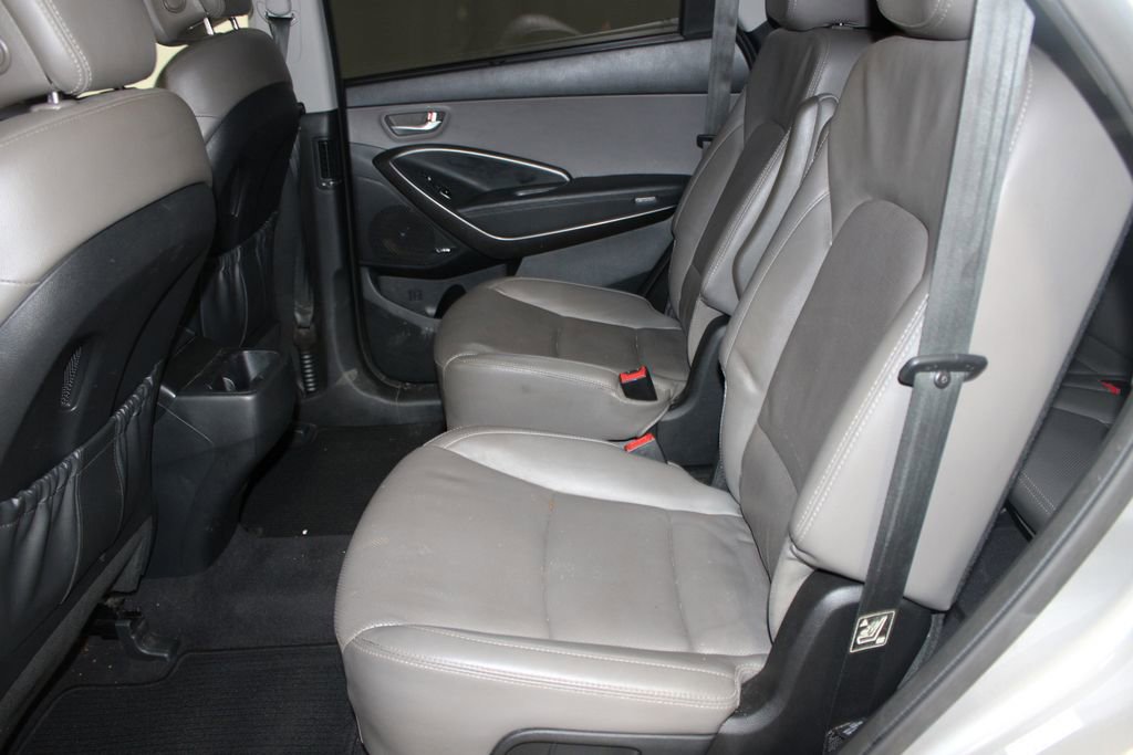 Used 2017 Hyundai Santa Fe Limited image 33
