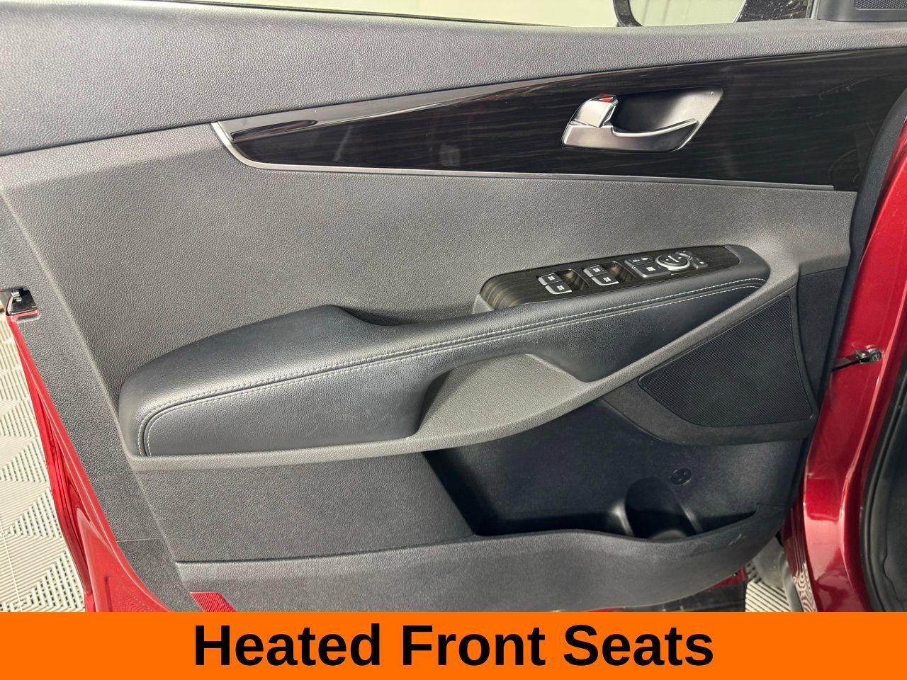Used 2020 Kia Sorento EX image 10
