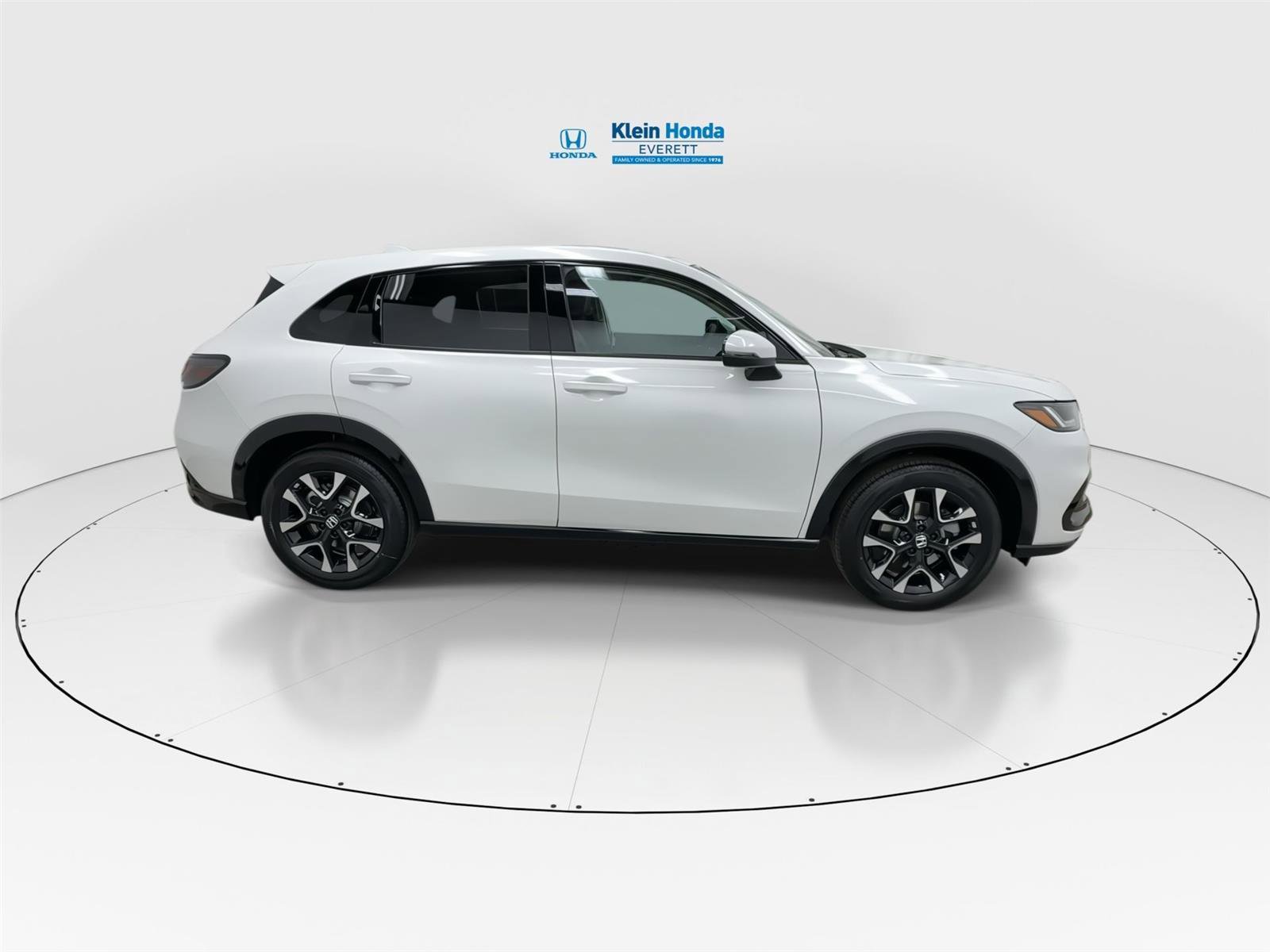 New 2026 Honda HR-V EX-L image 3