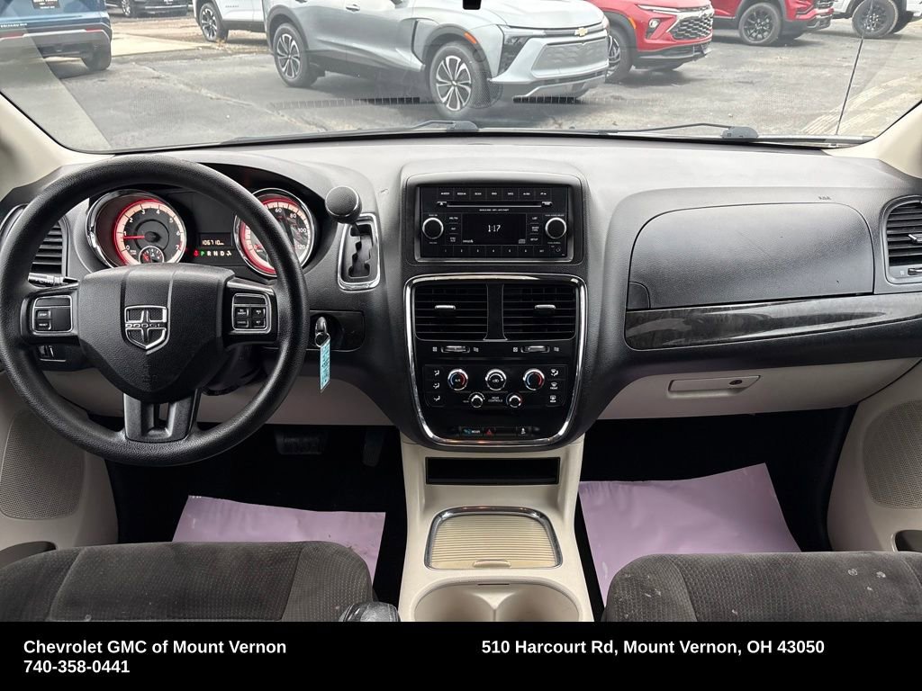 Used 2016 Dodge Grand Caravan SXT image 14