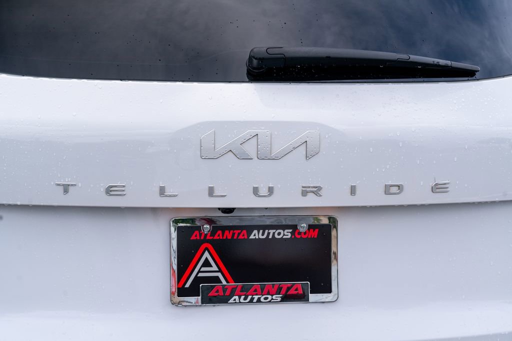Used 2024 Kia Telluride EX w/ EX Captain's Chair Package FWD image 15
