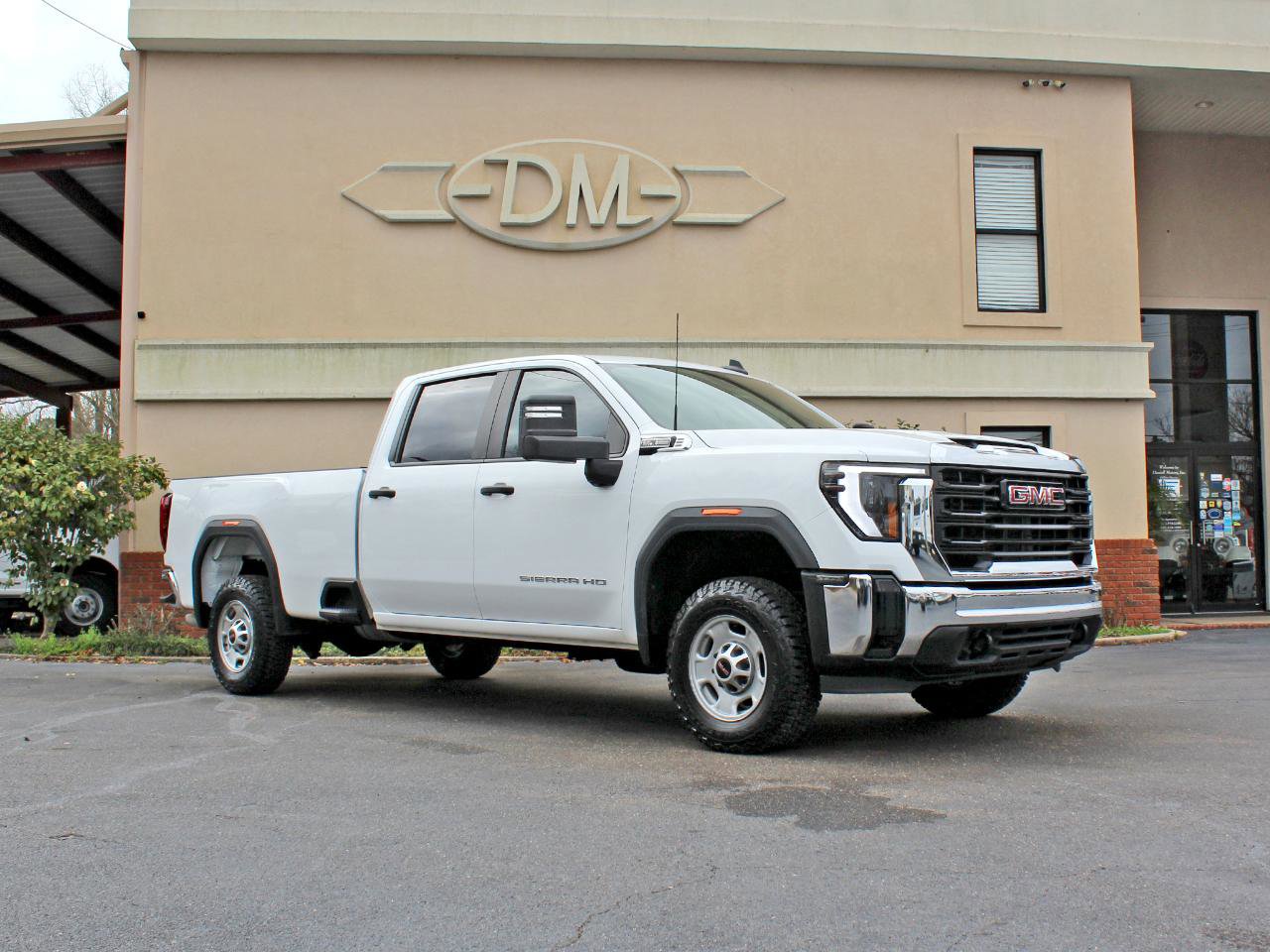 Used 2024 GMC Sierra 2500 Pro w/ Convenience Package image 5