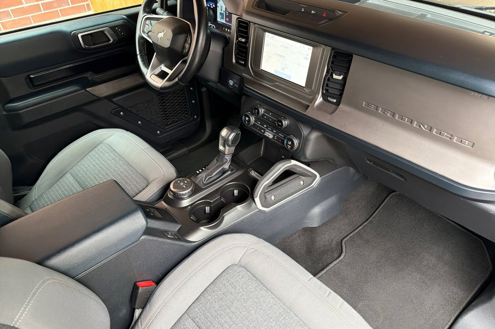 Used 2021 Ford Bronco Outer Banks image 16