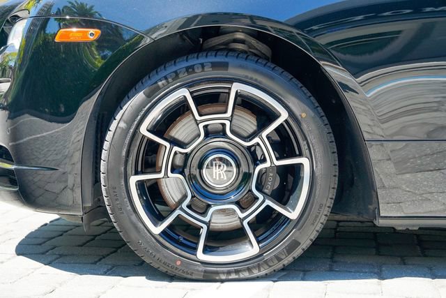 Used 2018 Rolls-Royce Dawn image 13