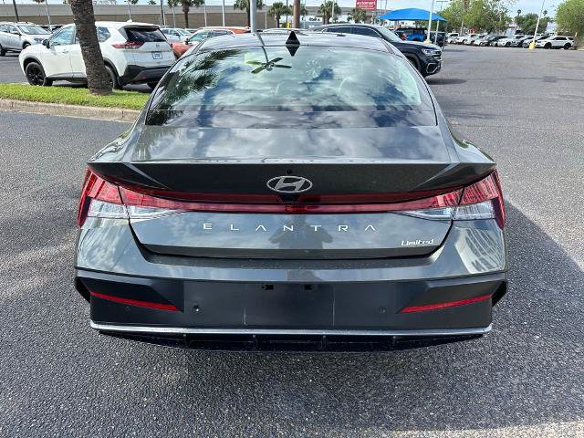 Used 2024 Hyundai Elantra Limited FWD image 5