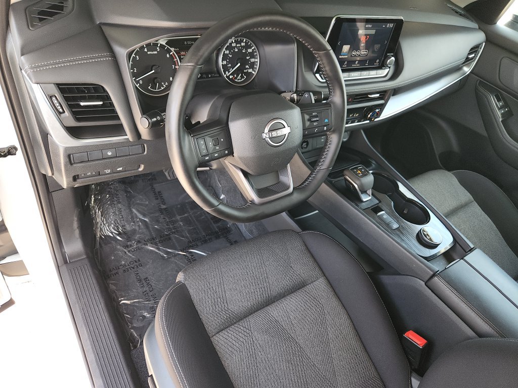 Used 2026 Nissan Rogue SV w/ Cold Weather Package AWD/4WD image 12
