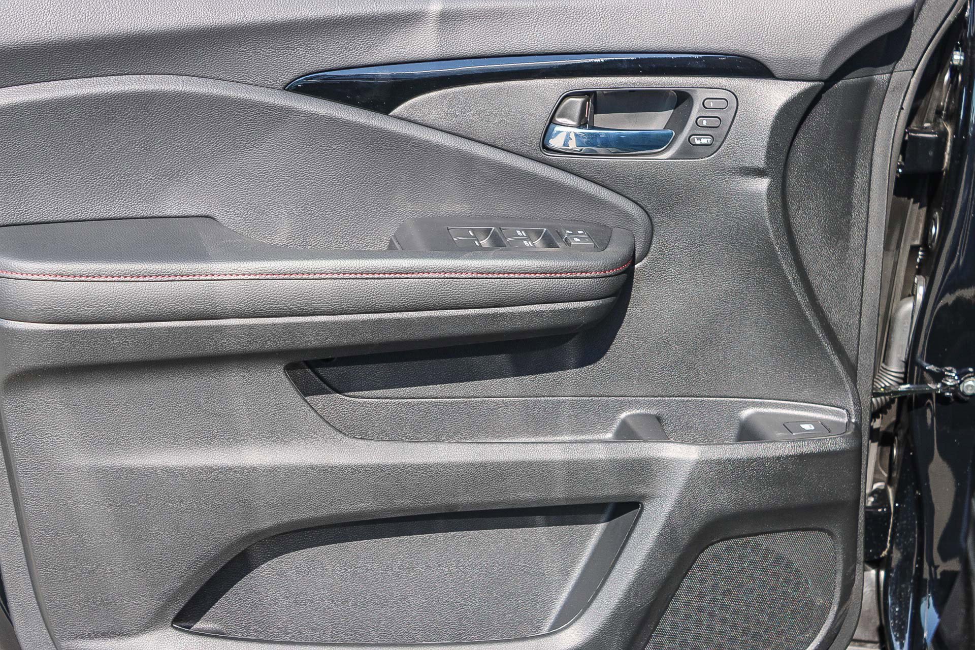 New 2025 Honda Ridgeline Black Edition image 23