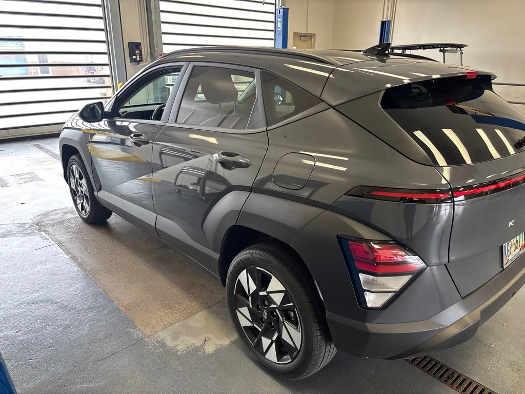 Used 2024 Hyundai Kona SEL AWD/4WD image 6