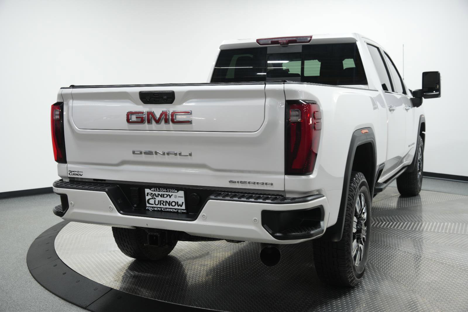 Used 2024 GMC Sierra 2500 Denali w/ Denali Reserve Package image 11