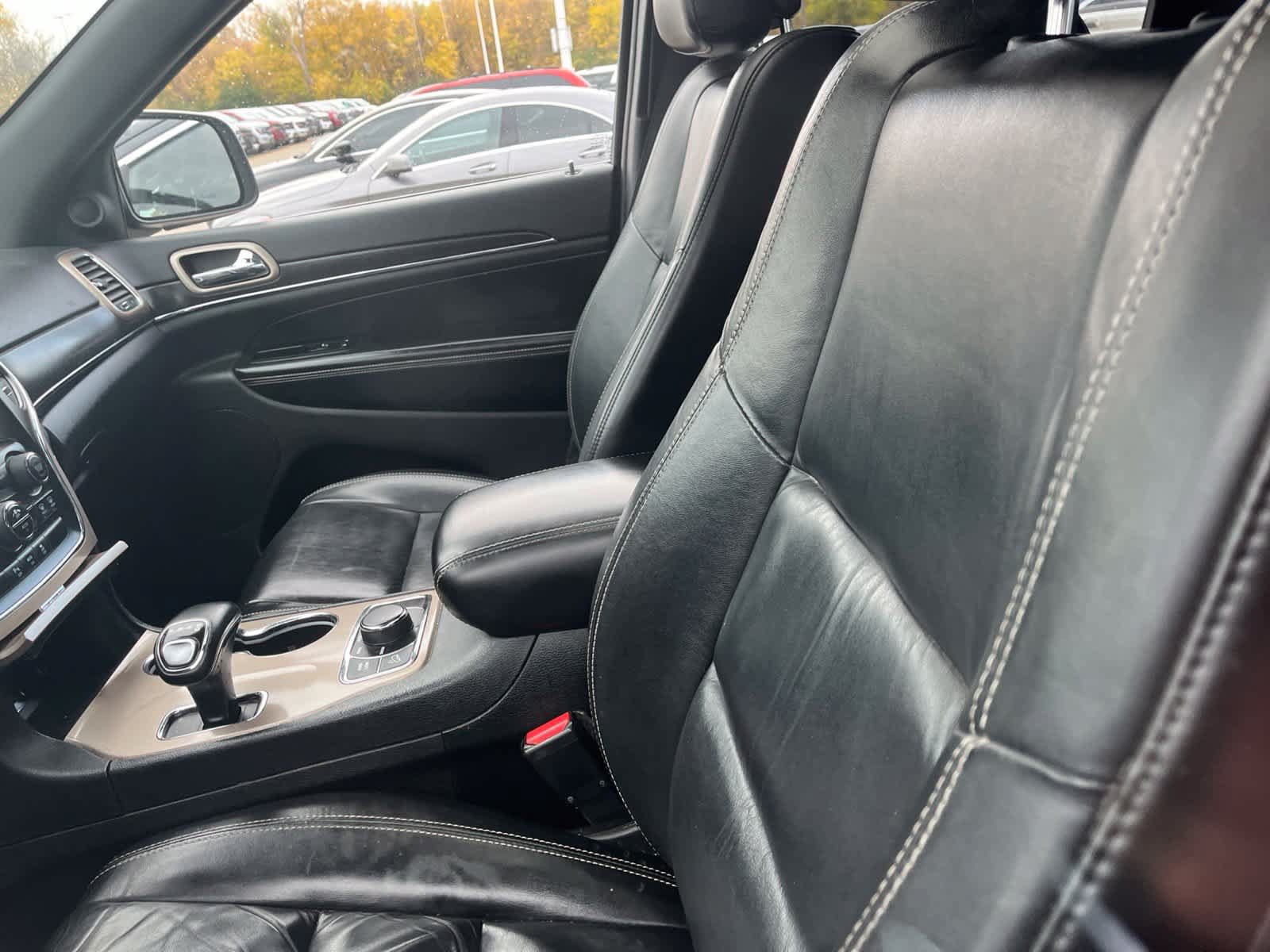 Used 2015 Jeep Grand Cherokee Limited AWD/4WD image 25