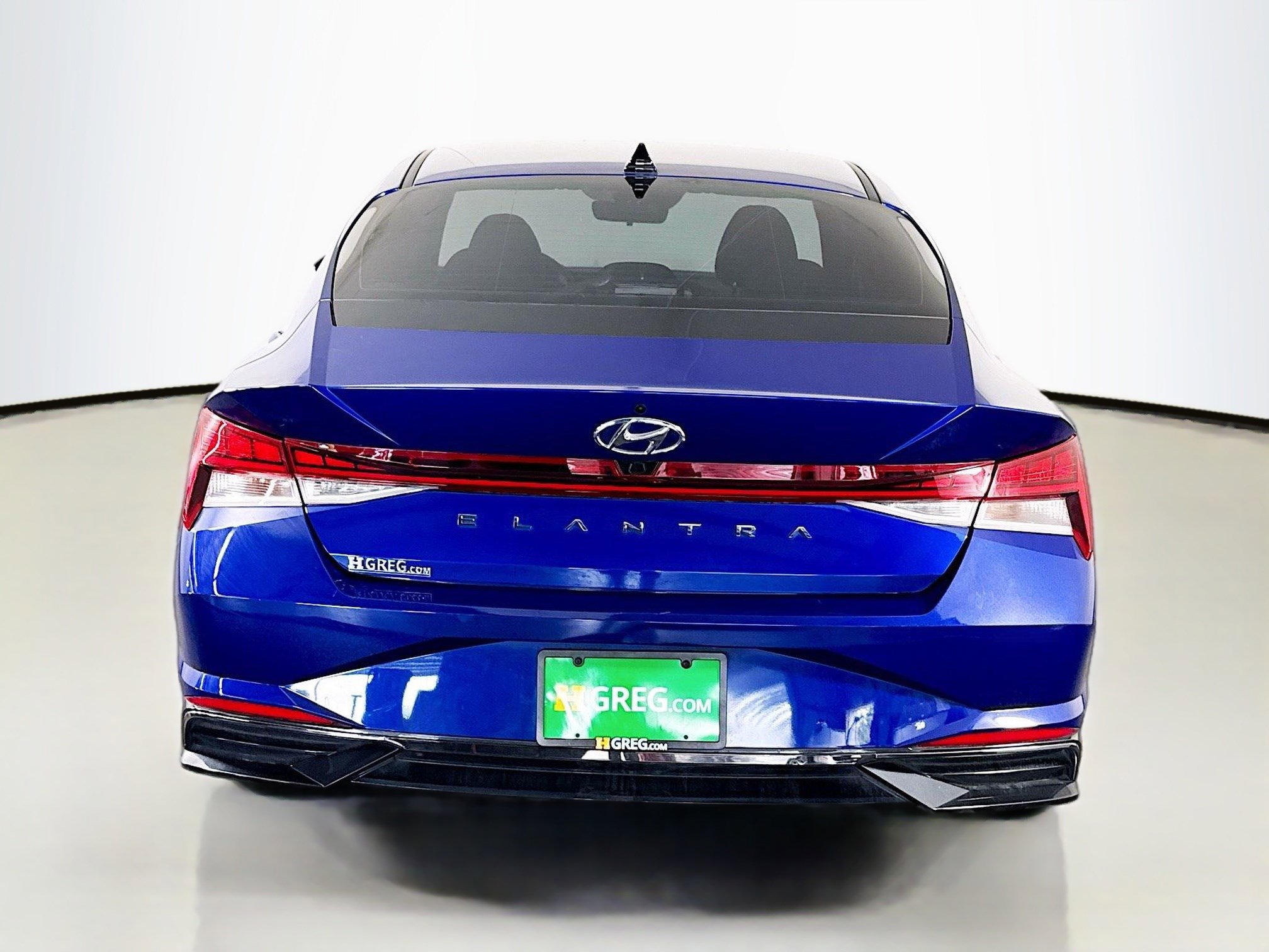 Used 2021 Hyundai Elantra SEL w/ Convenience + Premium Package image 8