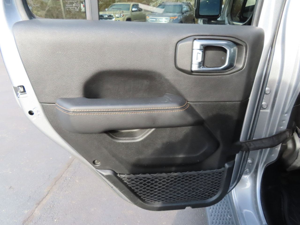 Used 2021 Jeep Wrangler Unlimited Sahara image 35