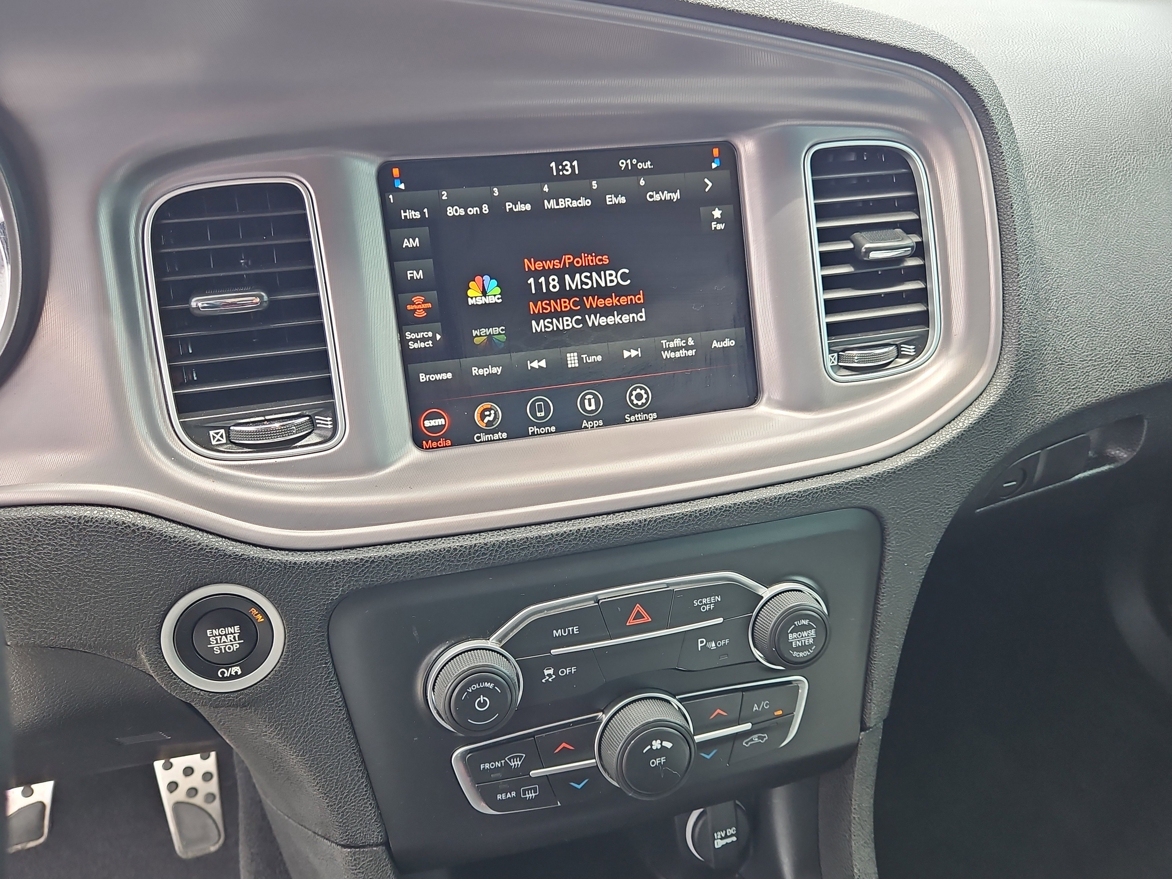 Used 2023 Dodge Charger SXT image 21