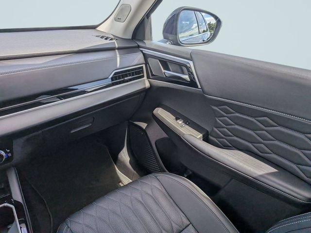 Used 2025 Mitsubishi Outlander SEL AWD/4WD image 16