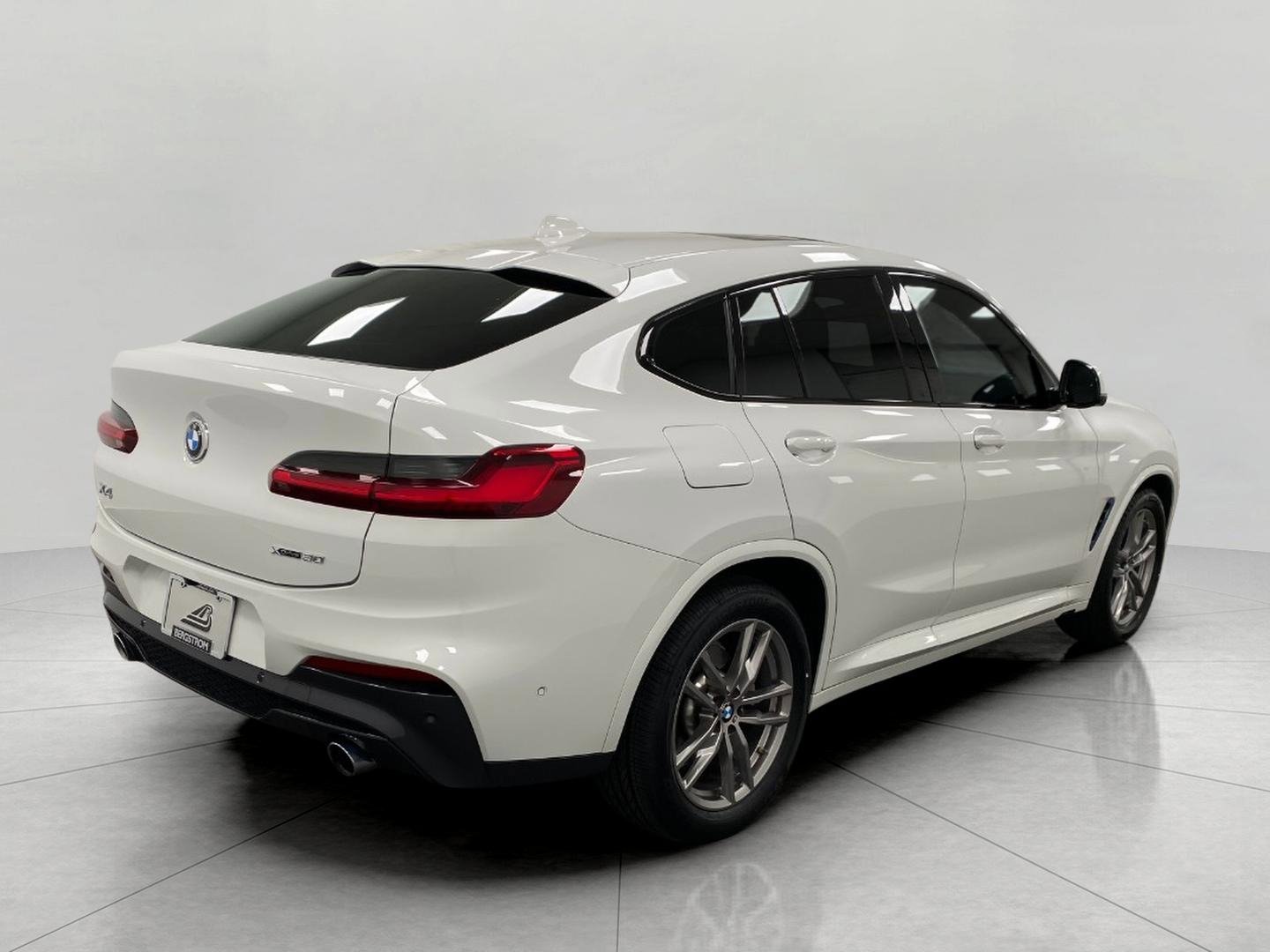Used 2021 BMW X4 xDrive30i w/ Executive Package 3 image 3