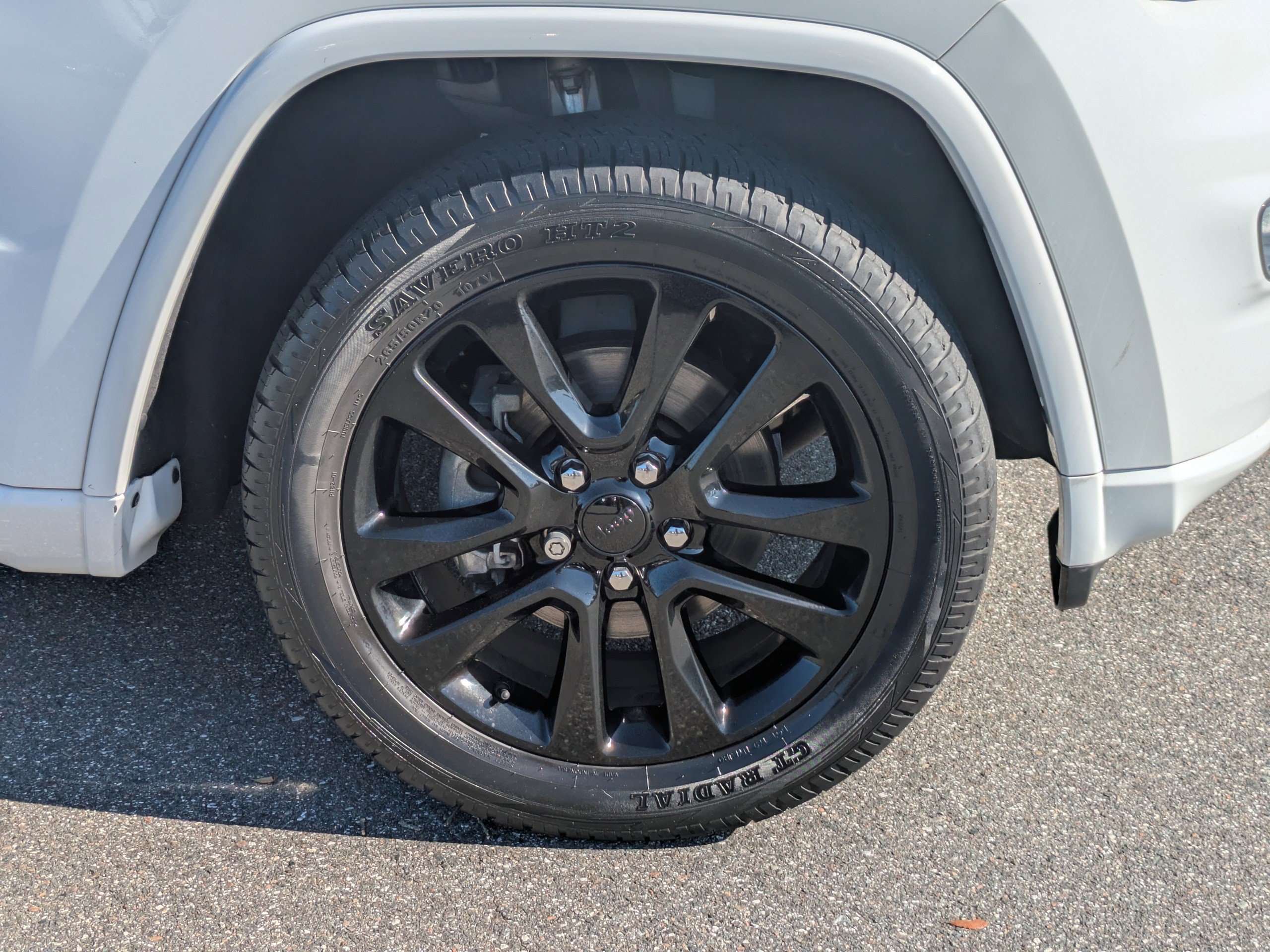 Used 2019 Jeep Grand Cherokee Altitude image 11