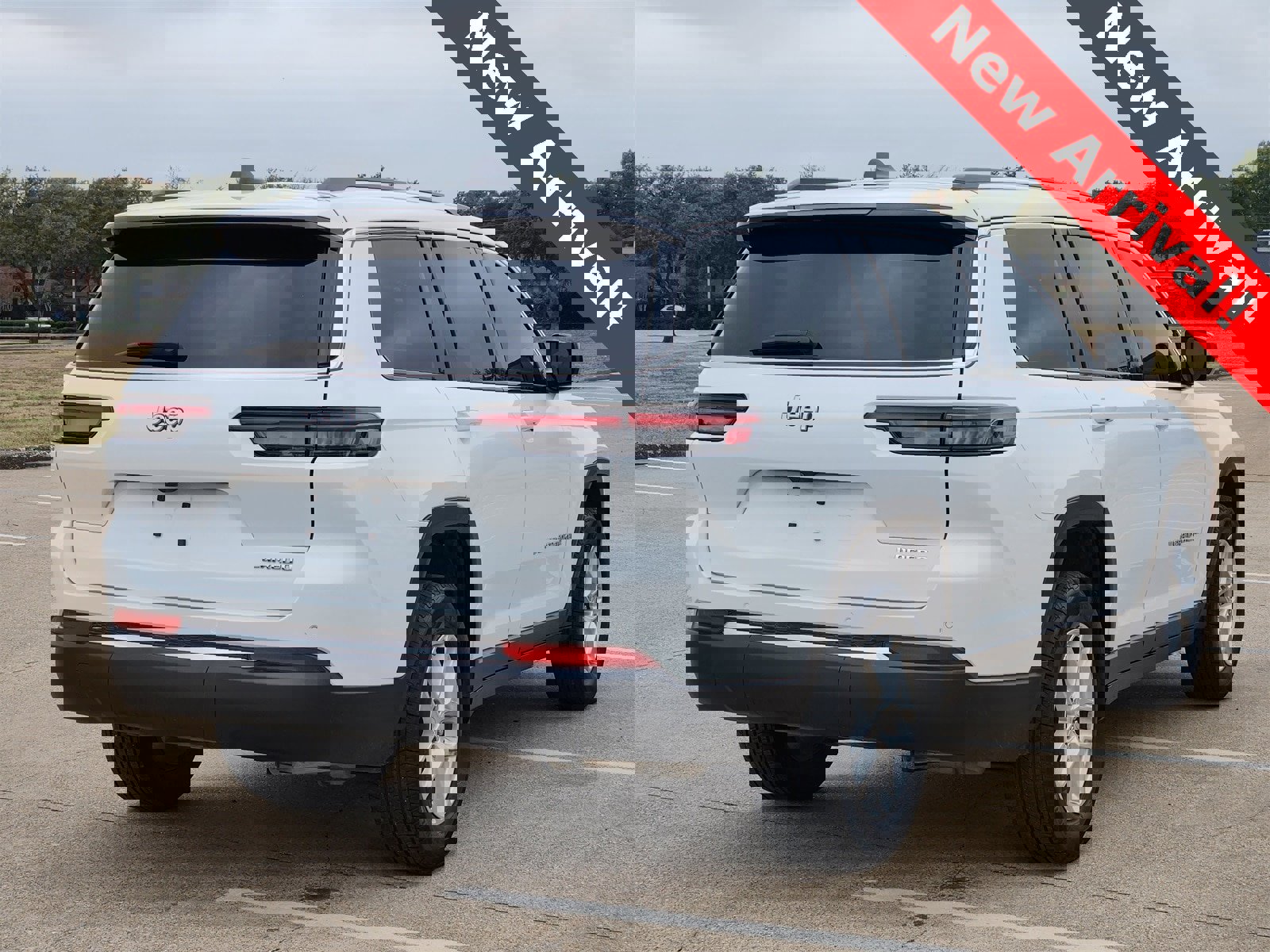 Used 2024 Jeep Grand Cherokee L Laredo image 6