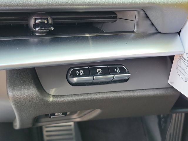 New 2026 Chevrolet Corvette Stingray Preferred Cpe w/ Z51 Performance Package image 16