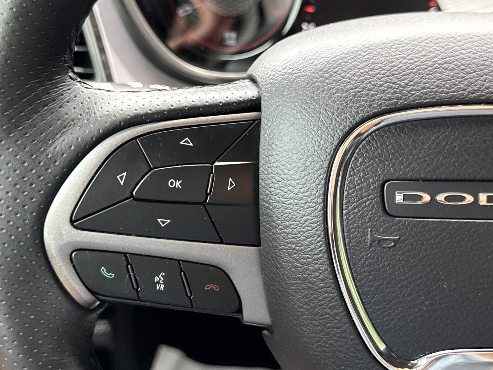 Used 2019 Dodge Challenger SXT w/ Plus Package RWD image 20