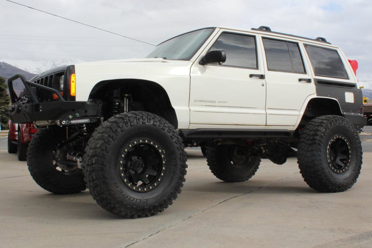 Used 2001 Jeep Cherokee Sport image 26