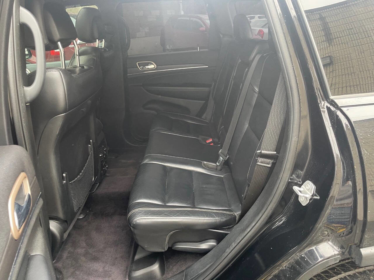 Used 2017 Jeep Grand Cherokee Limited image 11